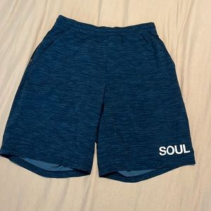 Lululemon men’s workout shorts size small blue